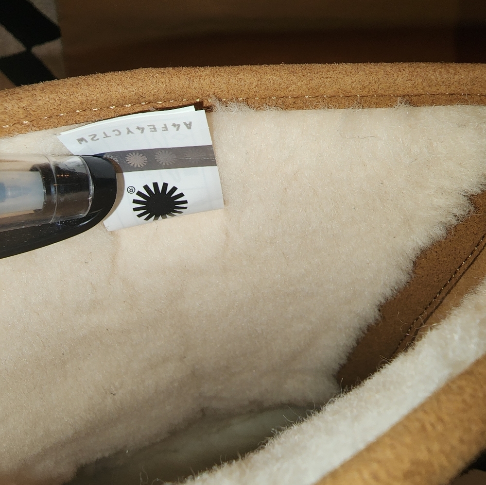 Ugg boots - Picture 7 of 10